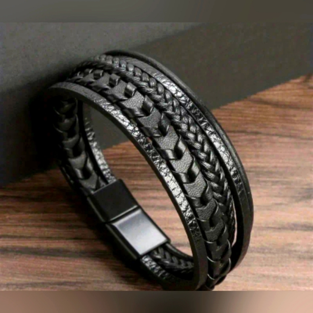 Black leather Bracelet